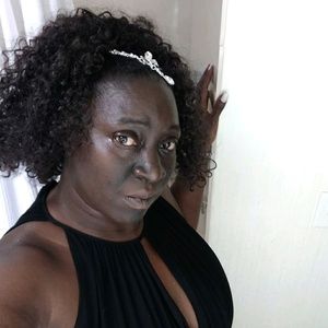 Meet your Posher, Tanesha